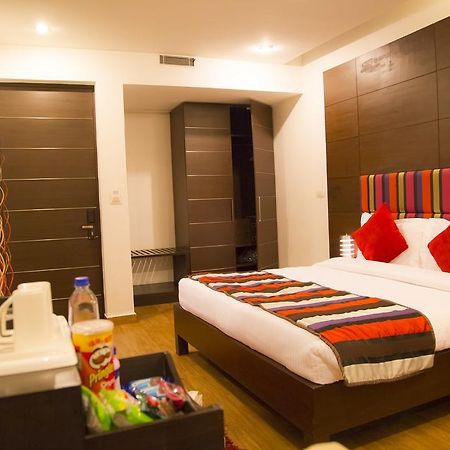 Hotel La Suite New Delhi Luaran gambar