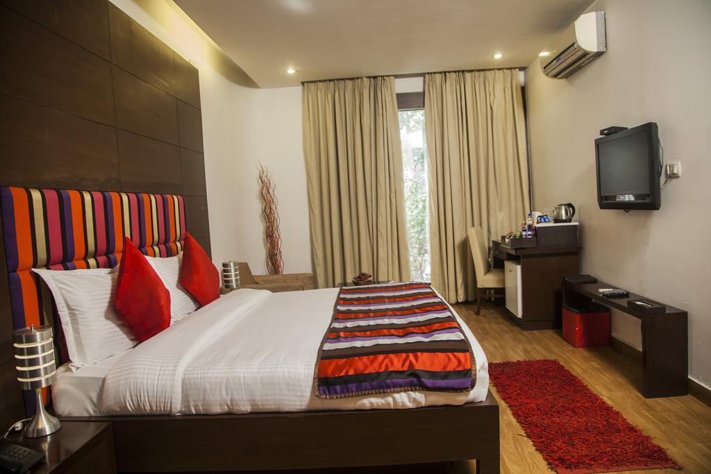 Hotel La Suite New Delhi Luaran gambar
